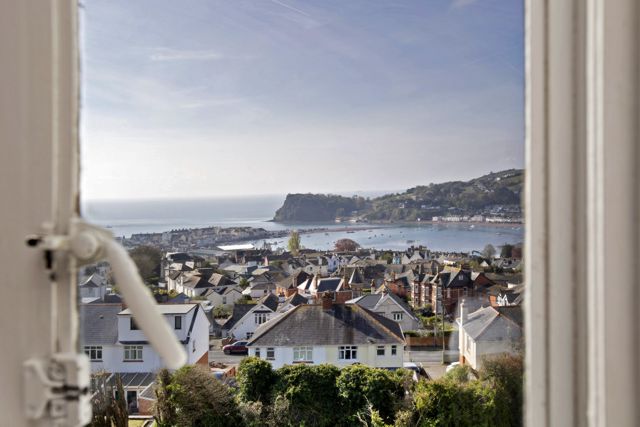 Second floor twin room